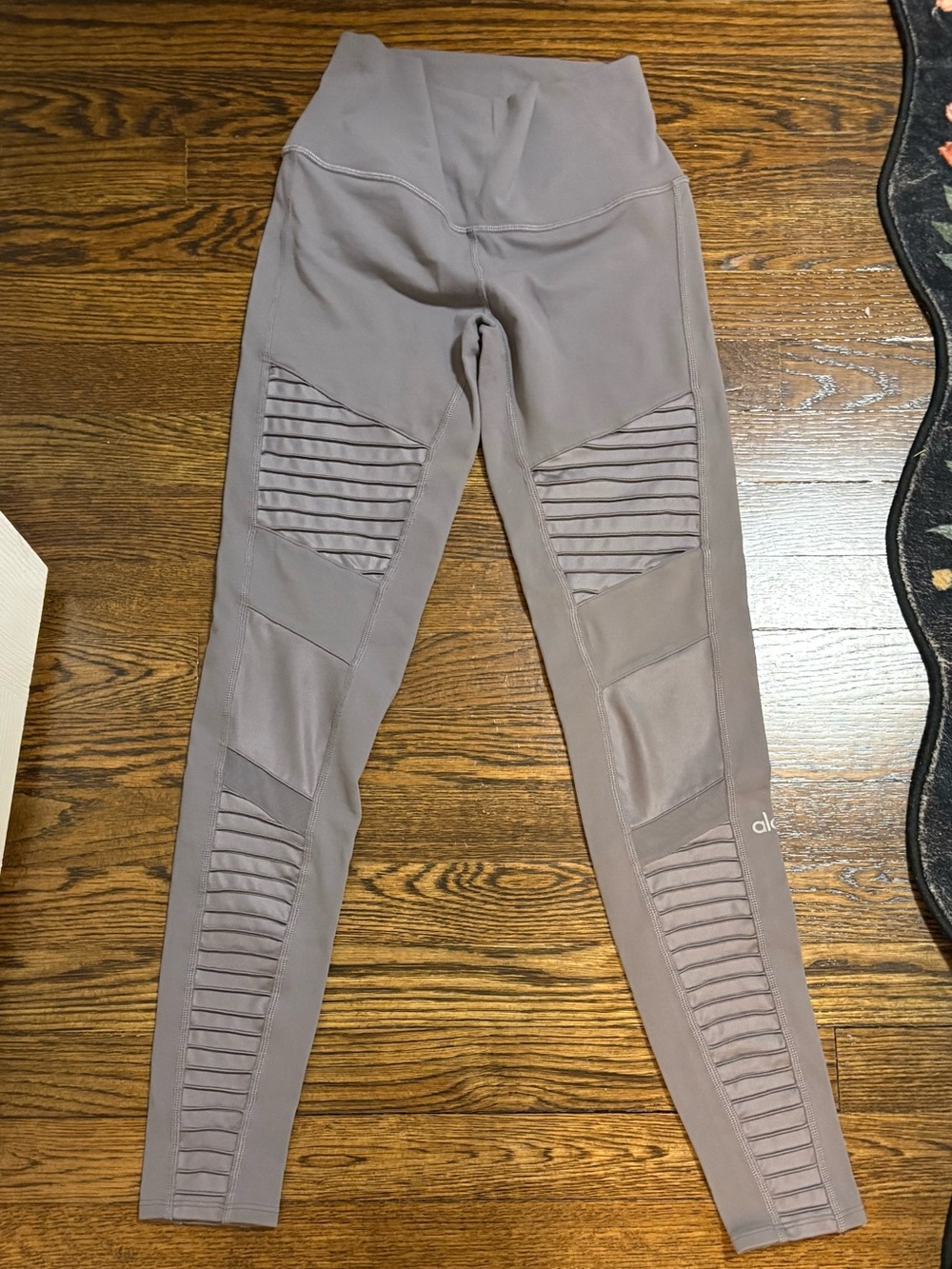 ALO Yoga High-Rise Leggings - Taupe Gray